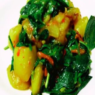 Patatas con espinacas