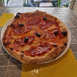 Pizza Diavola