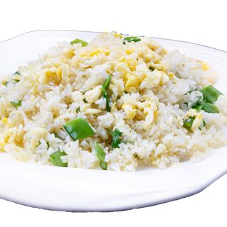 41. Пържен ориз с яйца и лук (900г)