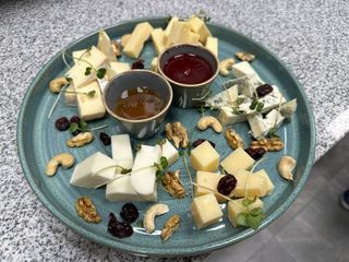 Сирна тарілка