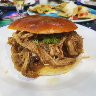Burger Pulled Pork