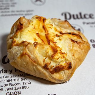 Cestas Hojaldre (Queso De Cabra)