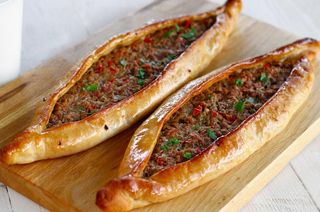 Pide de vită/pui (fără cașcaval)