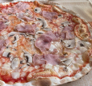 Pizza Pantalone (33 Cm.)