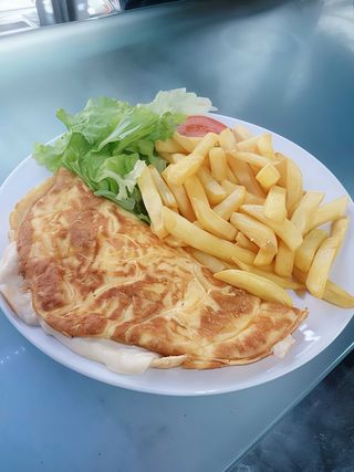 Omelete de Atum no Prato