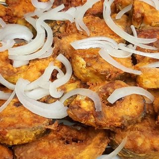 Жареный сазан с картошкой (на 5 персон)