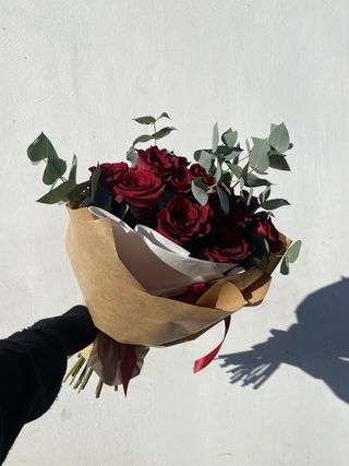 Bukiet z 10 czerwonych róż mały