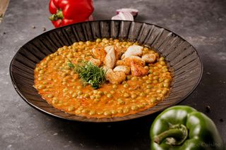 Mâncare de mazăre cu pui