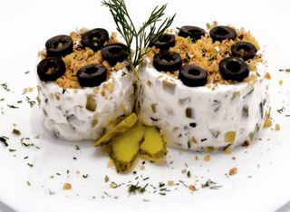 Салата Cнежанка (250г)