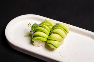 Nigiri avocado