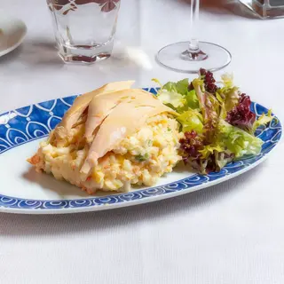 Ensaladilla rusa tradicional