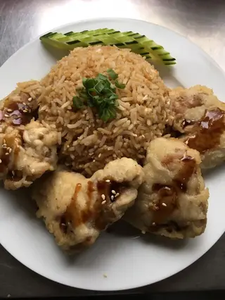 Chicken Wings +Fried Rice with Egg