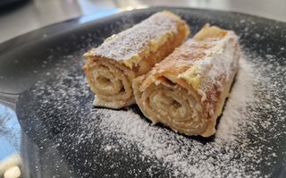 Zapečena slatka palačinka sir