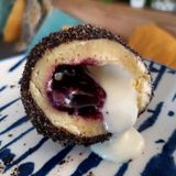 Maskarpone voli borovnicu knedla