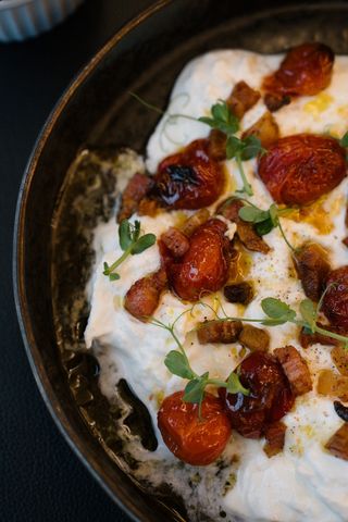 Burrata Con Tomates Confitados