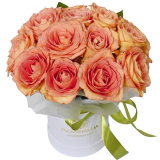 Квіти в коробці"19 троянд Mighty"