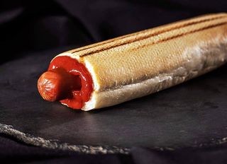 Хот- дог з французькою булкою (250г)