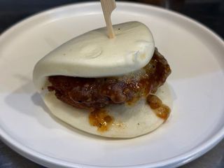 134BAOBURG POLLO CROCCANTE 鸡排刮包