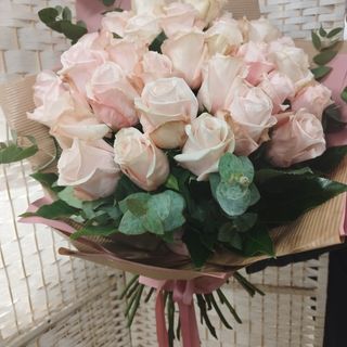 Bukiet jasnoróżowych róż