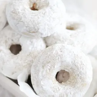 Powdered sugar