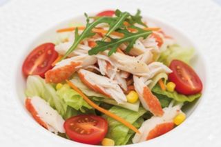 Insalata di polpa granchio