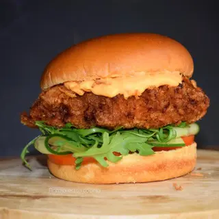 Hamburguesa De Pollo Empanado Doble