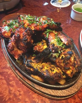 Alitas de pollo con patatas