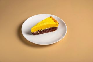 Манго-Маракуя торт.