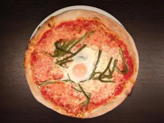 Asparagi e uovo
