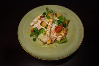 Salata Caesar  
