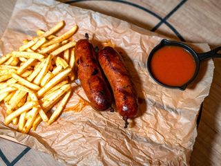 Ковбаски зі свинини крафтові (350г)