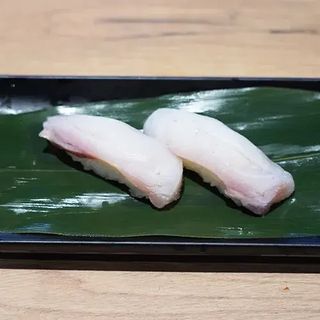 Nigiri Poisson Blanc Braisé