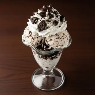 Ice Cream Sundae (Oreo)