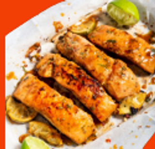 Plato Combinado De Salmón A La Brasa