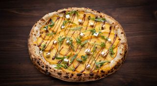 Піца з хурмою та трюфелем 32 см