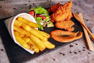 Meniu Crispy de Pui (3 buc)