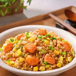 31 Riso saltato con salmone