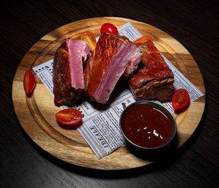 Свинячі ребра крафтового копчення