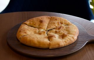 Хачапурі Фіджин з м'ясом (450г)