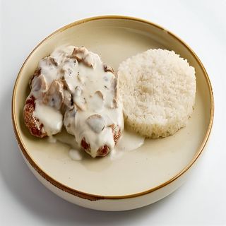 Шницель в сливочно грибном