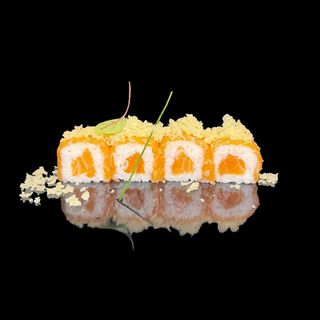 M151 Uramaki fresh sake