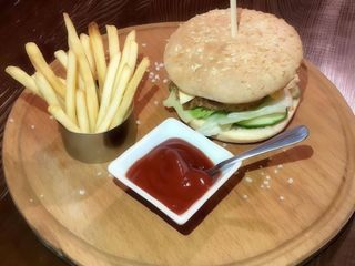 Курячий бургер Цезар (350 г)