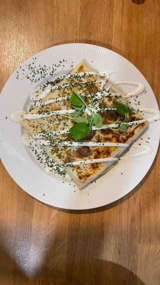 Naleśniki wytrawne z szynką 