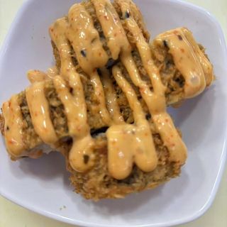 78-Crispy salmon veggi roll(8 uds)