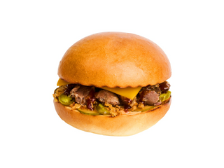 Ни-бургер с томленой говядиной в сырном соусе