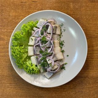 Śledź z Cybula w oleju