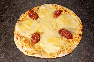 Pizza Cinque Formaggi Gourmet Ø32cm