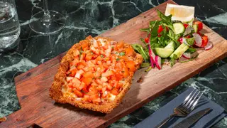 Şnițel de porc in crusta de panco cu mozzarela