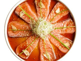 Sashimi new style łosoś (0,130g)