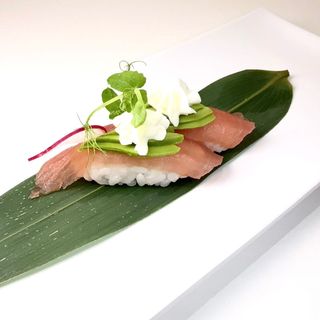 91 Nigiri tonno OTTO 2pz